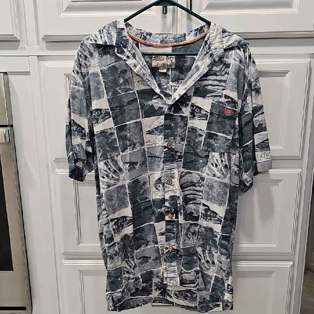 Salt Life Monochrome Graphic Shirt